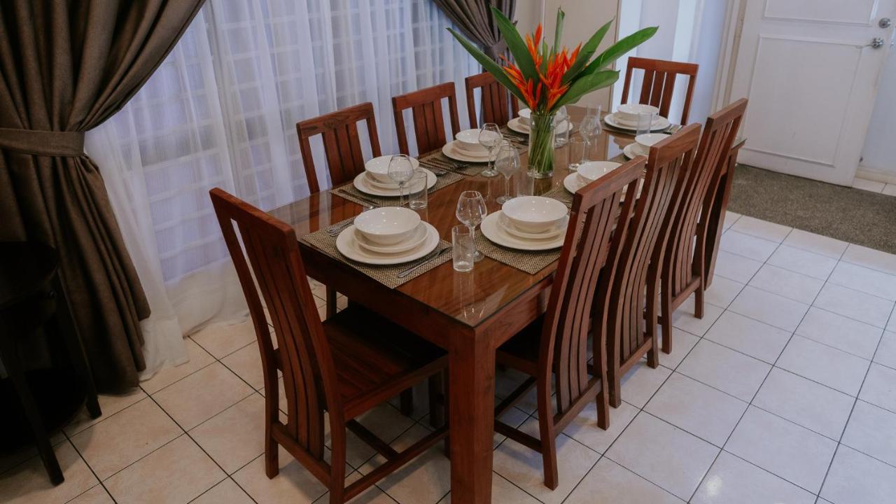 Petronella Apartment C1 Marina Court Kota Kinabalu Kültér fotó