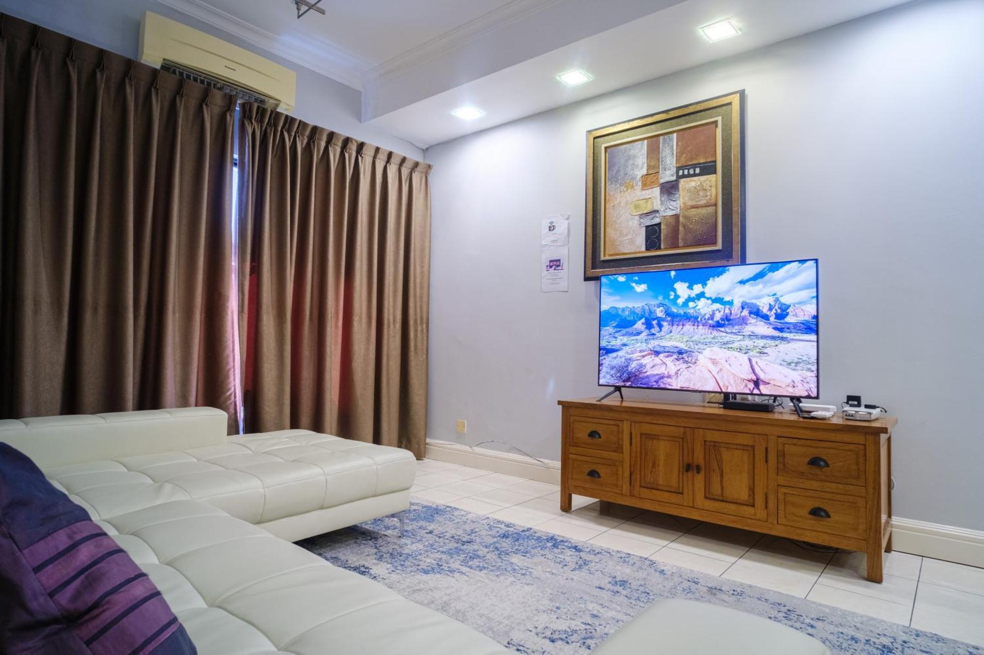 Petronella Apartment C1 Marina Court Kota Kinabalu Kültér fotó